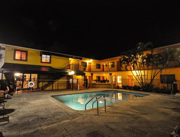 Sunny Palms Inn Lake Worth Beach Exterior photo